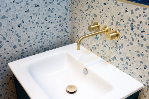 Beach Promenade bathroom view 3