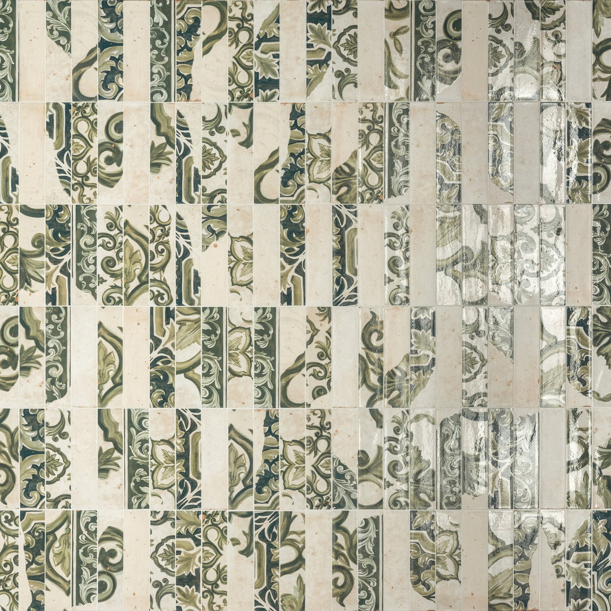 Sorello Vireo square tile face